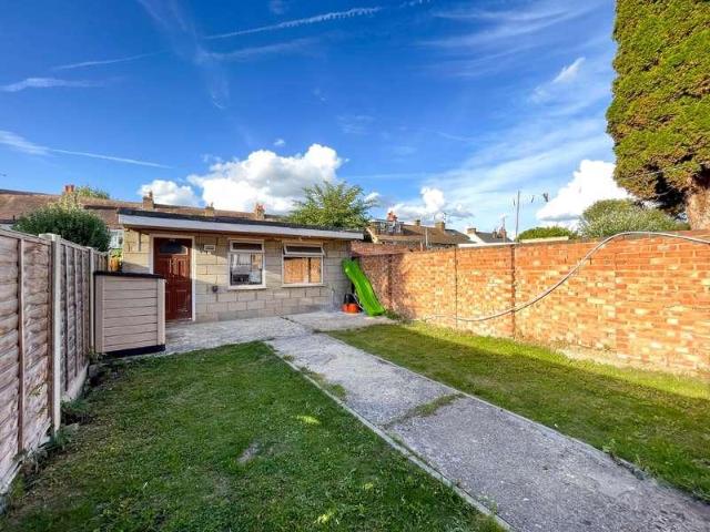 House for sale in Kings Farm, Hamerton
