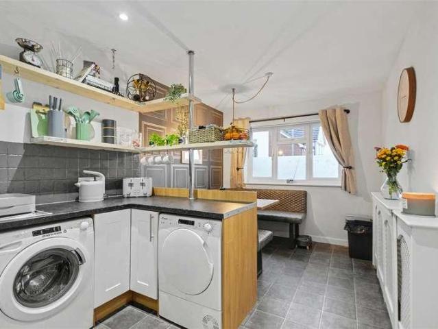 House for sale in Attenborough, East Midlands