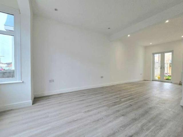 House for sale in North Shoebury, Alton Barnes