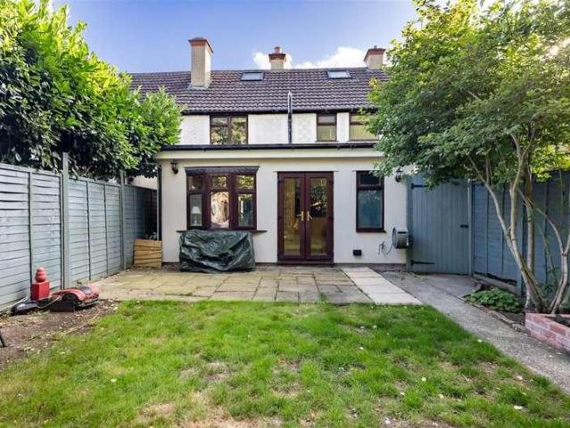 House for sale in Coopersale Street, Epping