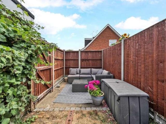 House for sale in Worplesdon, Westborough