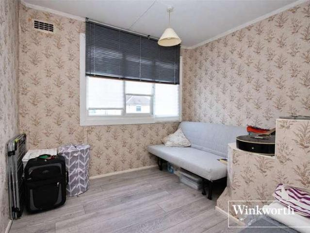 House for sale in Elstree and Borehamwood, Borehamwood