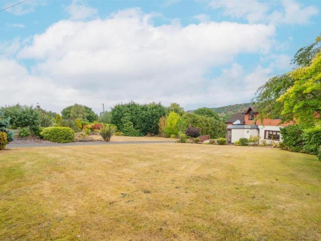 House for sale in Wolverley and Cookley, Wyre Forest