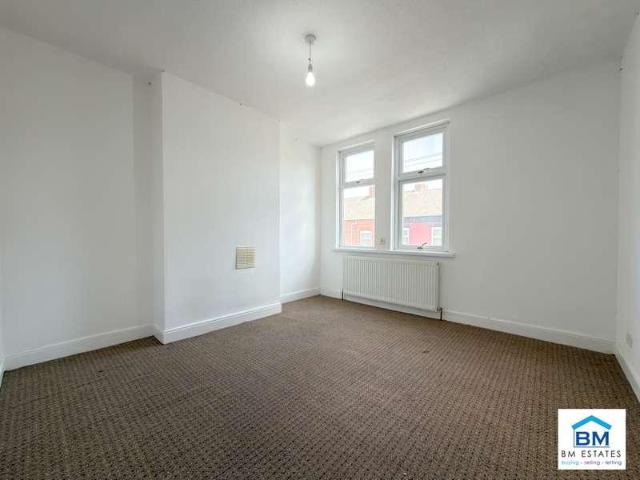 House for sale in Spinney Hills, Old Wharf