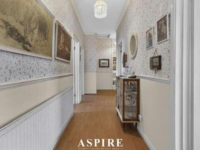 House for sale in Alton Barnes, Essex
