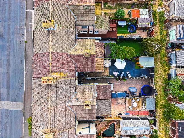 House for sale in Badgers Dene, Grays