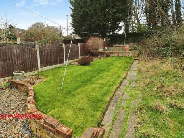 House for sale in Kimberworth, South Yorkshire