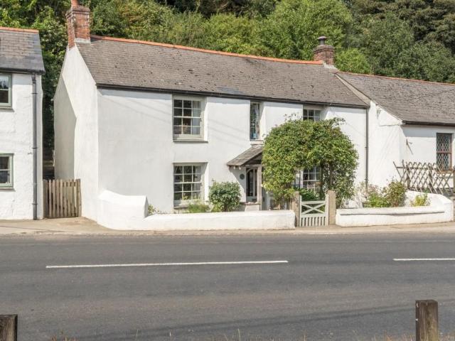House for sale in Portreath, Cornwall