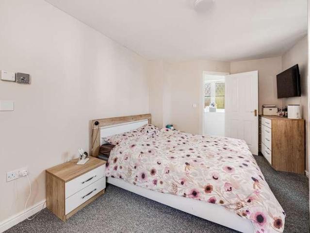 House for sale in Great Western Park North, Berrick Salome