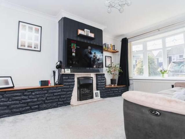 House for sale in Walton on the Hill, Stafford