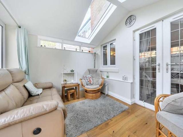 House for sale in Markyate, Dacorum