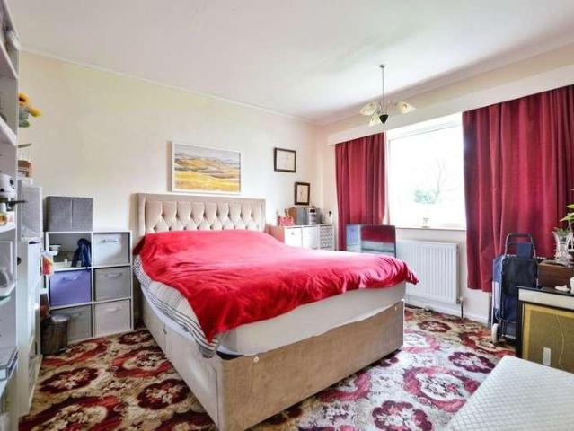 House for sale in Chipping Hill, Essex