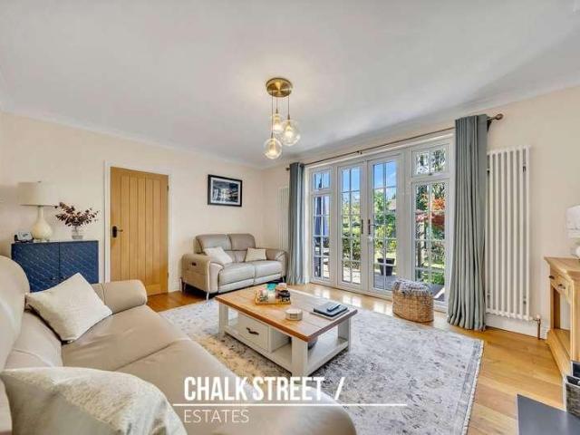House for sale in Gidea Park, Greater London