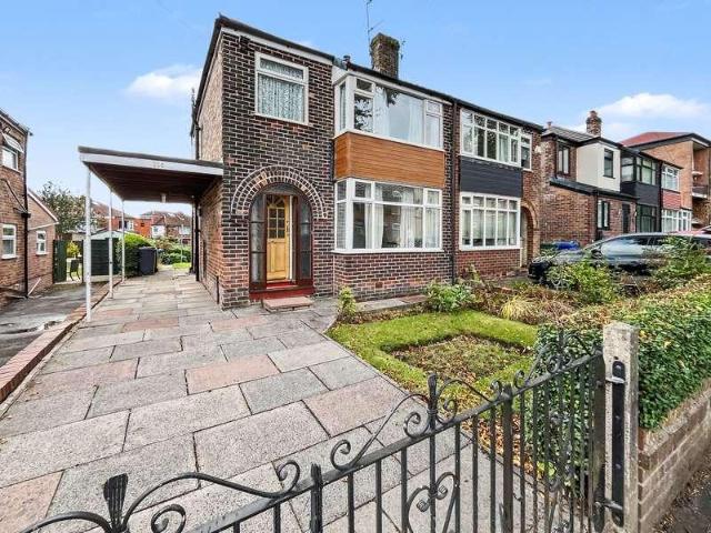 House for sale in Whitefield, Bury