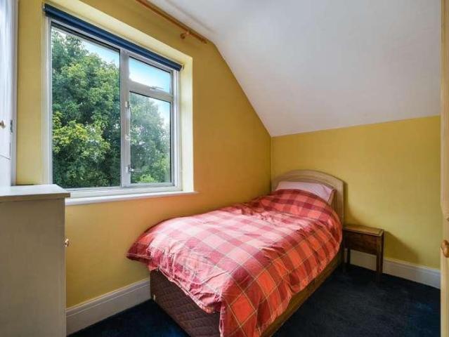 House for sale in Red Hill, Surrey