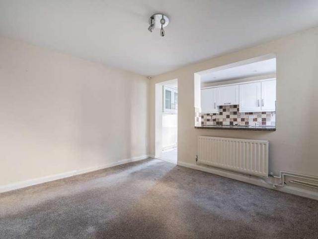 House for sale in Fole, Surrey