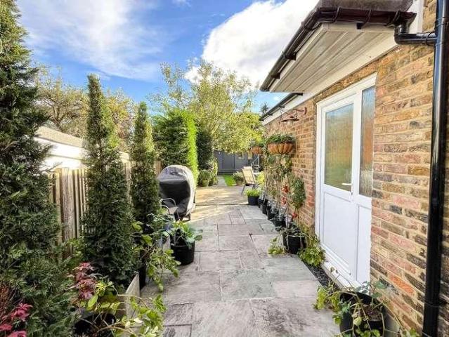 House for sale in West Molesey, Surrey