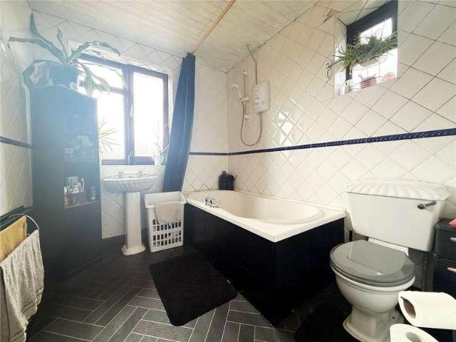 House for sale in Key Street, Suffolk