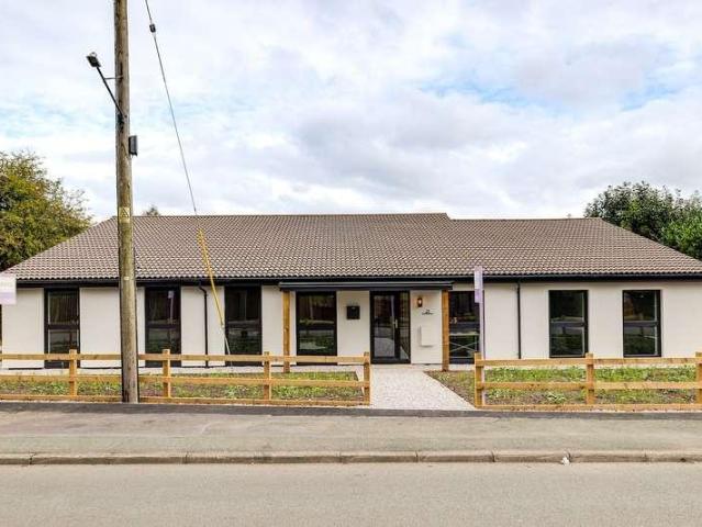 House for sale in Clwyd