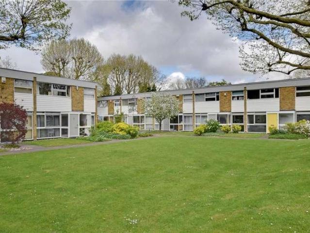 House for sale in Kidbrooke, Greater London