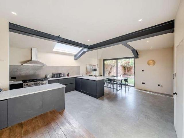 House for sale in East Oxford, Oxford