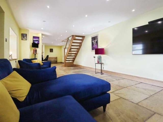 House for sale in Porthcawl, Newton