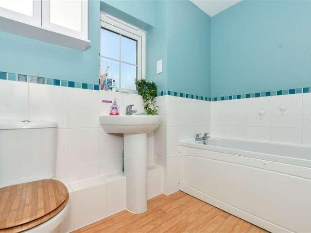 House for sale in Bridgefield, Kent