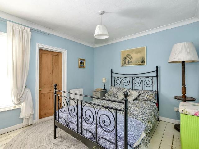 House for sale in Watford, Watford Heath