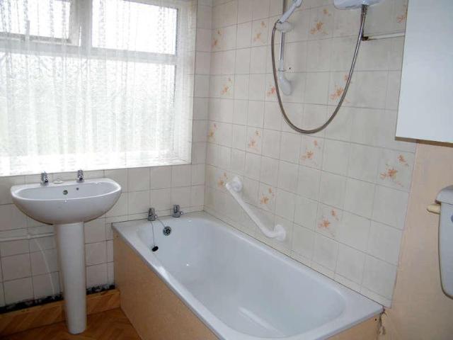 House for sale in Old Wharf, City Of Leicester