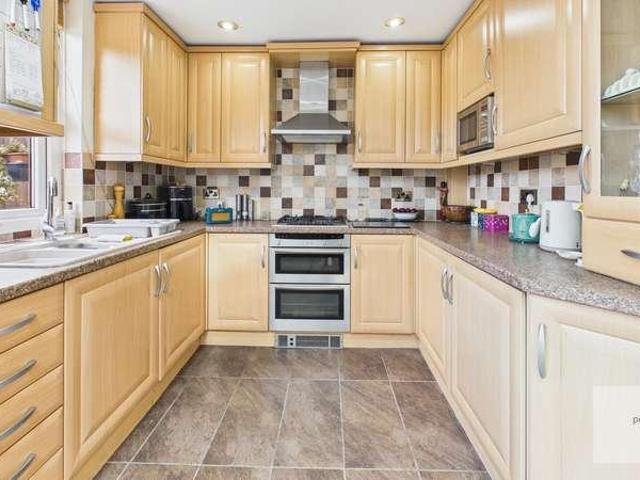 House for sale in Hazelhurst, Bury