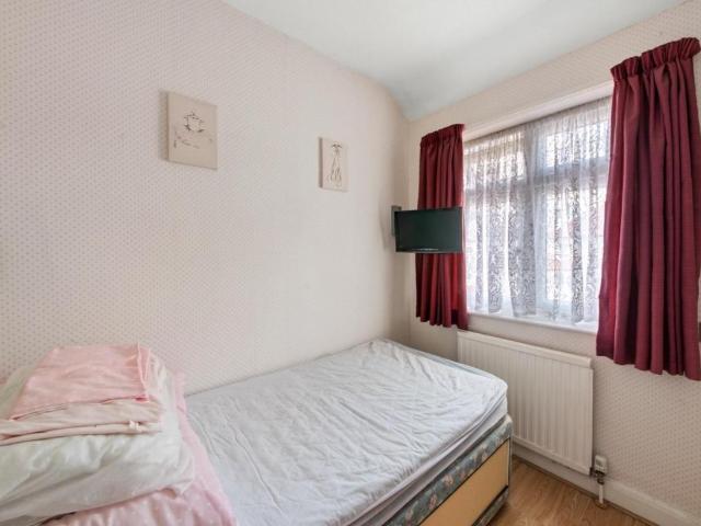 House for sale in Hayes, Greater London