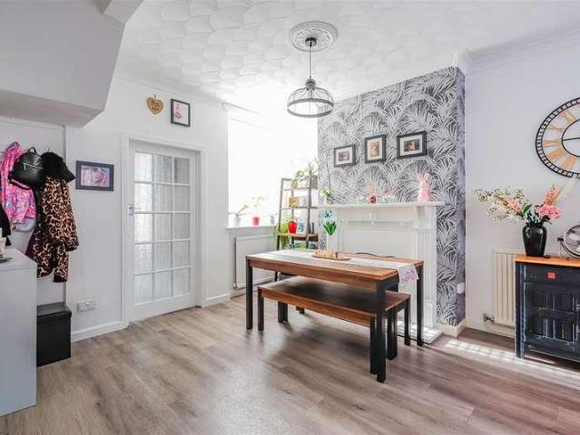 House for sale in Gibbonsdown, Barry