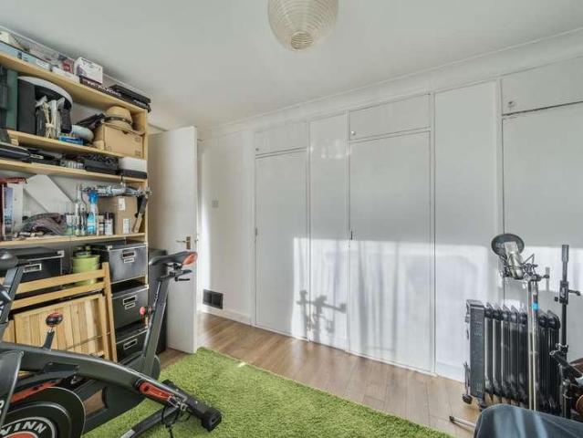 House for sale in Pinner, Greater London