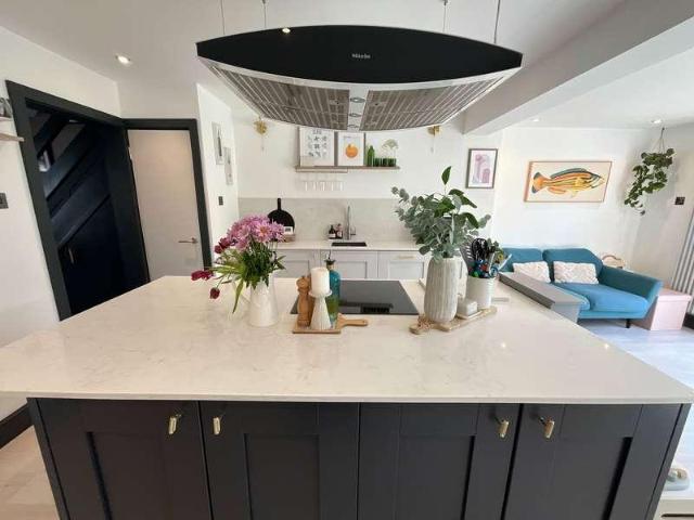 House for sale in Halesowen, West Midlands