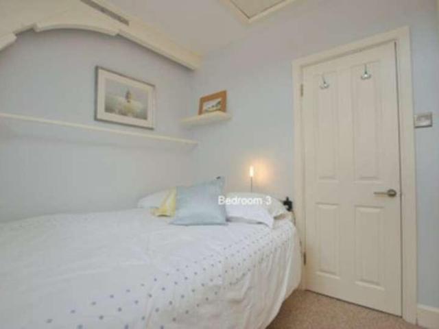 House for sale in Reigate, Reigate and Banstead