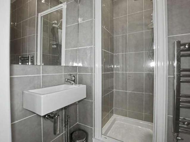 House for sale in Barnehurst, Greater London