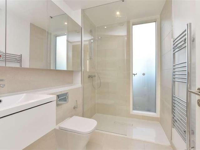 House for sale in Chatham, Medway