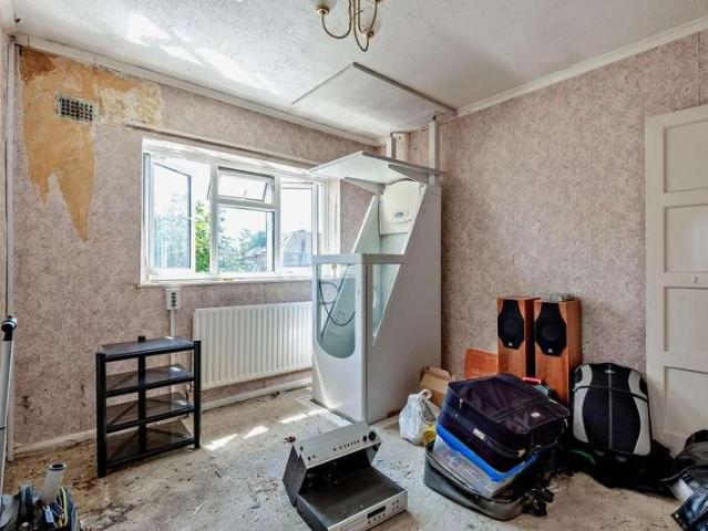 House for sale in Goddington, Greater London