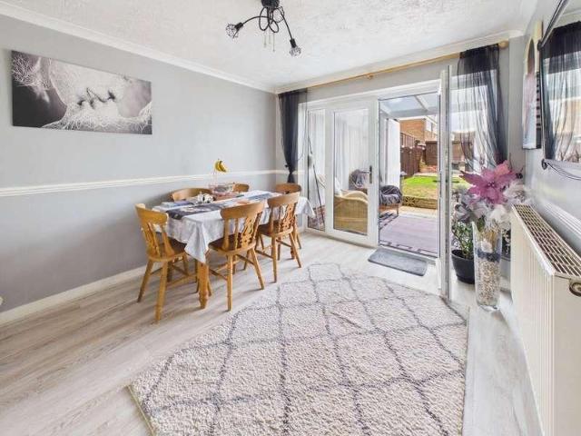 House for sale in Fishersgate, West Sussex