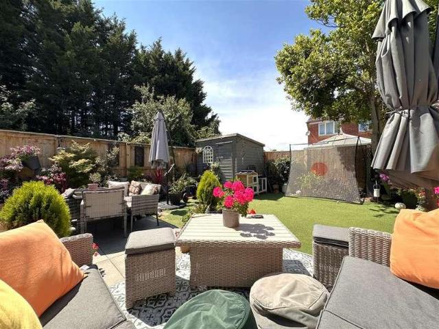 House for sale in Alverton, East Midlands
