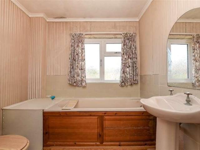 House for sale in Red Hill, Surrey