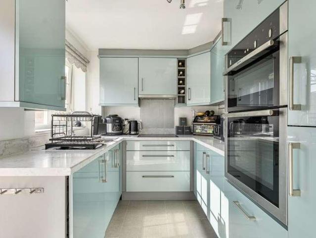 House for sale in Red Hill, Surrey