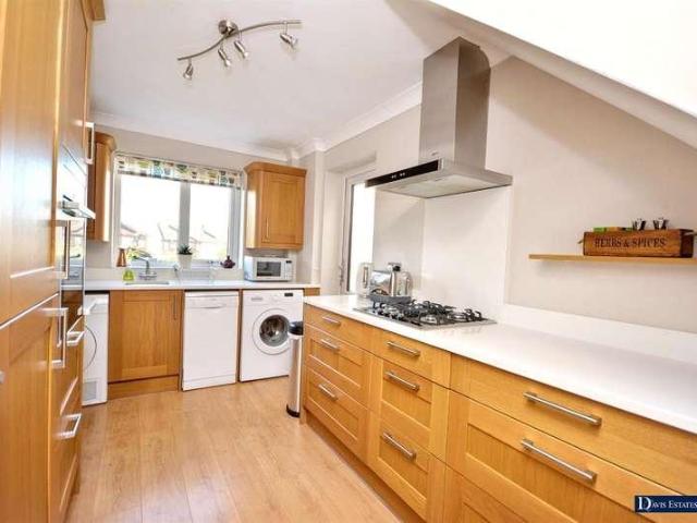 House for sale in Gidea Park, Greater London