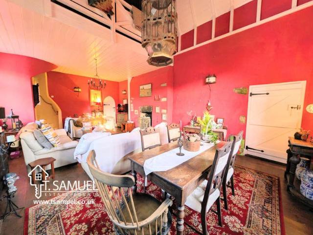 House for sale in Eglwyswrw, Wales