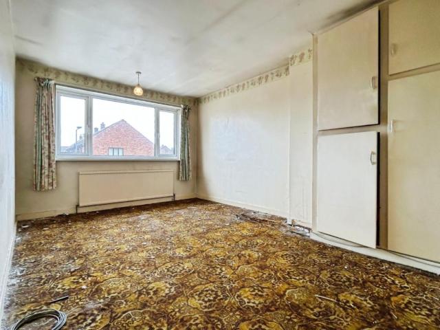 House for sale in Harlington, South Yorkshire
