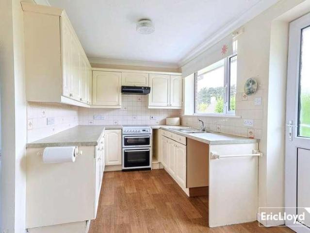 House for sale in Broadsands