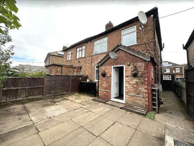 House for sale in New Frodingham, Scunthorpe