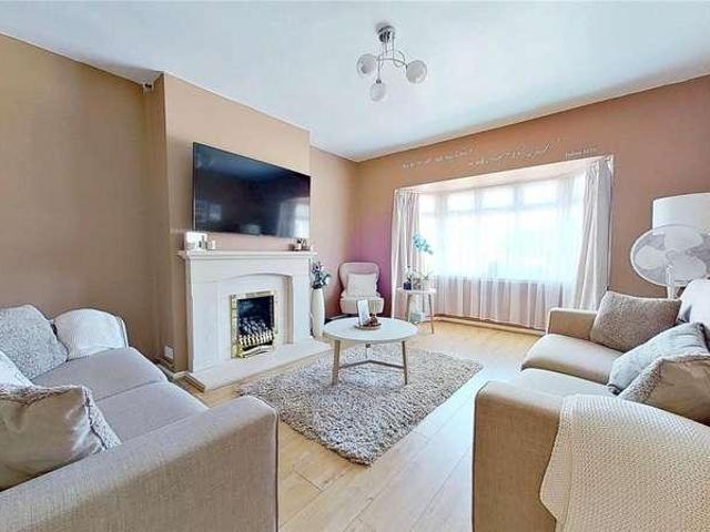 House for sale in Fishersgate, West Sussex