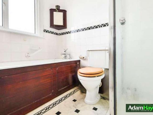 House for sale in Colney Hatch, Greater London