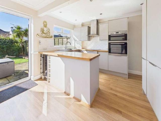 House for sale in Fishersgate, West Sussex